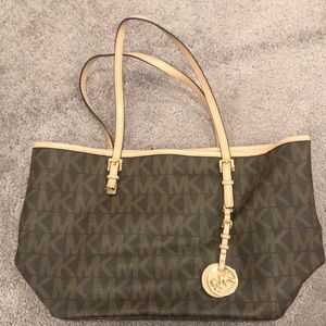 Michael Kors Neverfull Mini